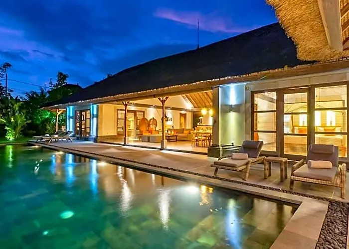 Villa Stunning 2 Bedroom Private With Garden View