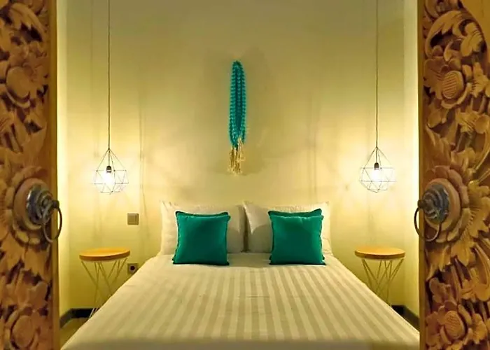 Stunning 2 Bedroom Private With Garden View *