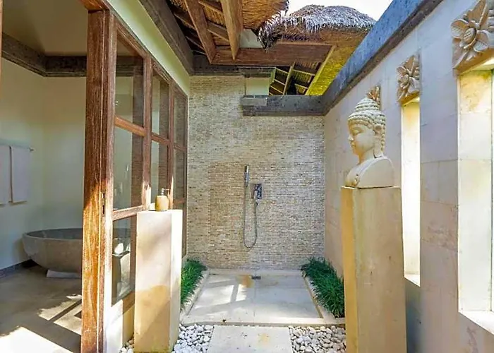 Stunning 2 Bedroom Private With Garden View Villa Tegallalang (Bali)